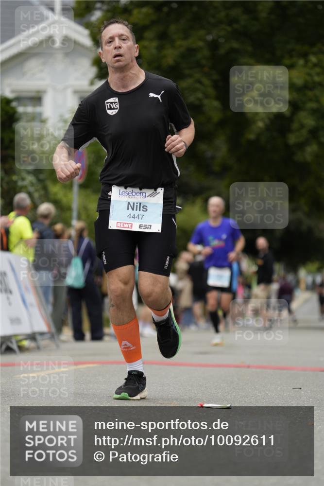 30.08.2026 - Blankeneser Heldenlauf Patografie http://msf.ph/oto/10092611 30.08.2026 12:38:15 Ziel 4133, 4151, 4265, 4447 meine-sportfotos.de
