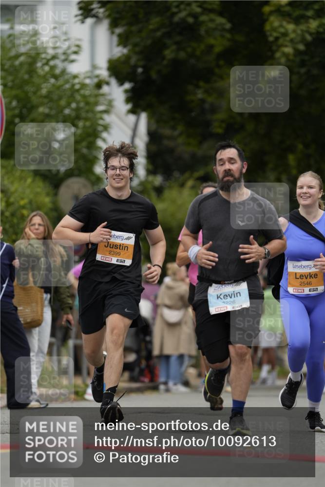 30.08.2026 - Blankeneser Heldenlauf Patografie http://msf.ph/oto/10092613 30.08.2026 12:38:40 Ziel 2399, 2546, 4226, 4279 meine-sportfotos.de
