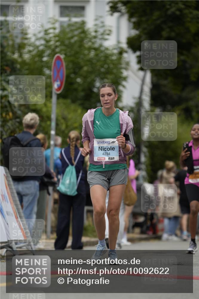 30.08.2026 - Blankeneser Heldenlauf Patografie http://msf.ph/oto/10092622 30.08.2026 12:38:51 Ziel 2651, 4234, 4279 meine-sportfotos.de