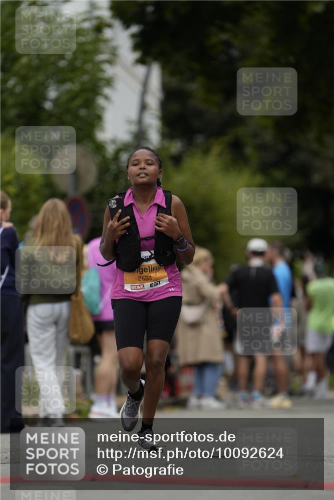 30.08.2026 - Blankeneser Heldenlauf Patografie http://msf.ph/oto/10092624 30.08.2026 12:38:53 Ziel 2651, 4234 meine-sportfotos.de