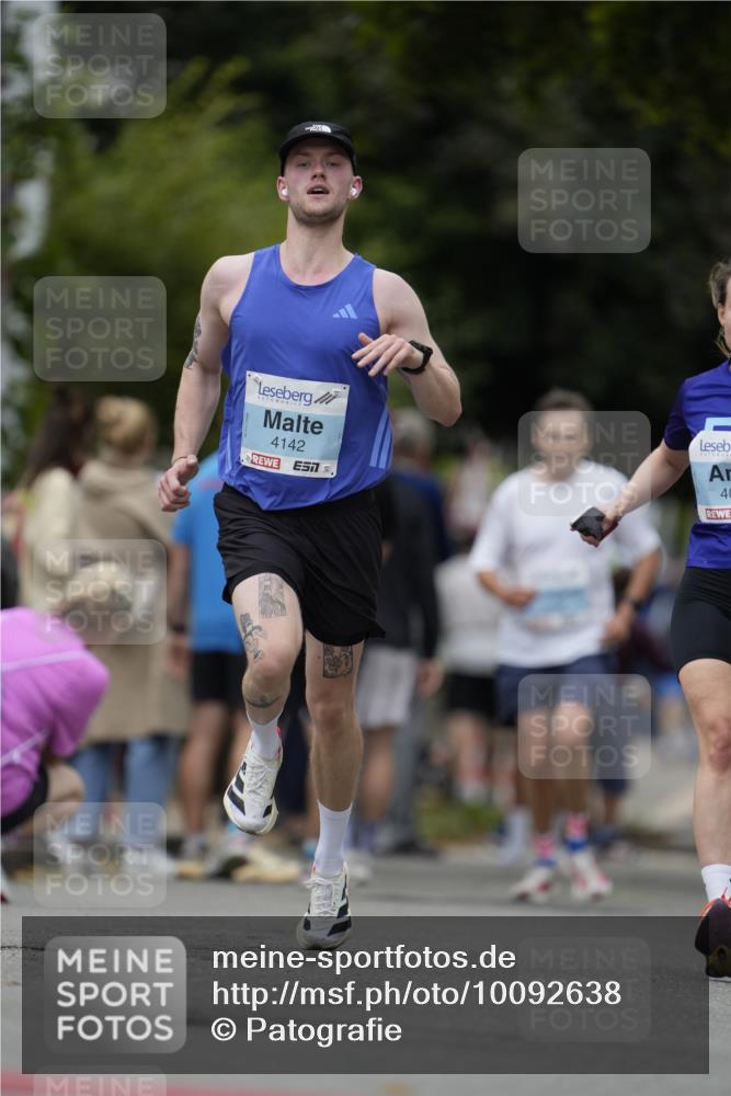 30.08.2026 - Blankeneser Heldenlauf Patografie http://msf.ph/oto/10092638 30.08.2026 12:39:37 Ziel 4043, 4142, 4222 meine-sportfotos.de