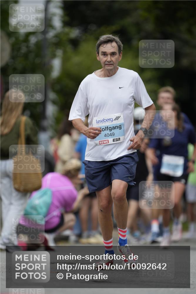 30.08.2026 - Blankeneser Heldenlauf Patografie http://msf.ph/oto/10092642 30.08.2026 12:39:45 Ziel 4043, 4049, 4142, 4222 meine-sportfotos.de