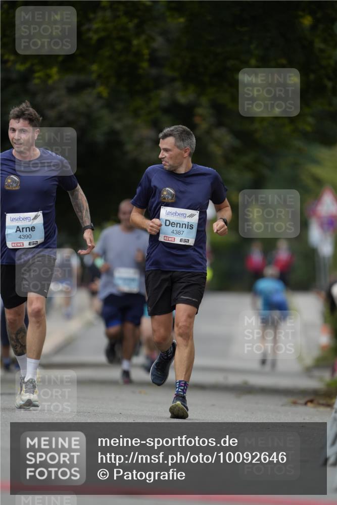 30.08.2026 - Blankeneser Heldenlauf Patografie http://msf.ph/oto/10092646 30.08.2026 12:39:48 Ziel 4043, 4049, 4142, 4222 meine-sportfotos.de
