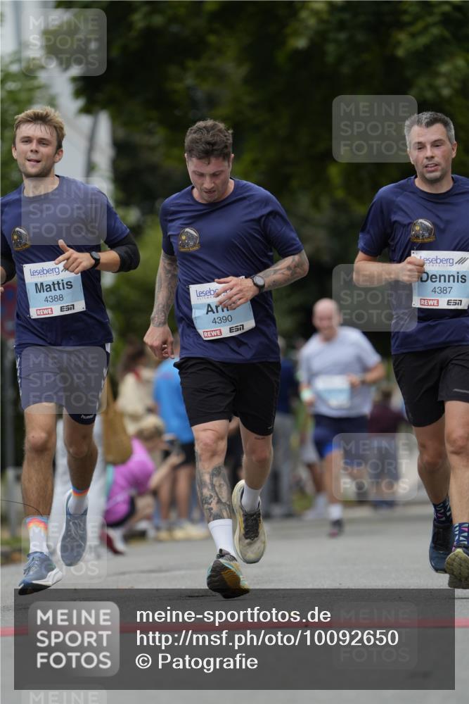 30.08.2026 - Blankeneser Heldenlauf Patografie http://msf.ph/oto/10092650 30.08.2026 12:39:53 Ziel 4049, 4387, 4388, 4389, 4390 meine-sportfotos.de