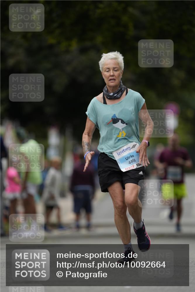 30.08.2026 - Blankeneser Heldenlauf Patografie http://msf.ph/oto/10092664 30.08.2026 12:40:24 Ziel 4402, 4468 meine-sportfotos.de