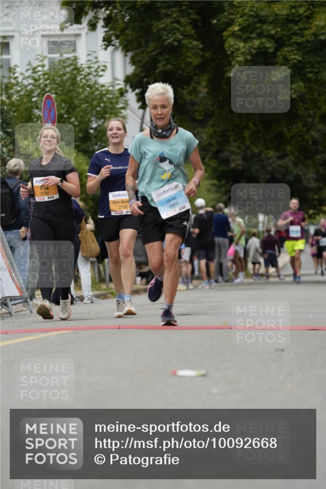 30.08.2026 - Blankeneser Heldenlauf Patografie http://msf.ph/oto/10092668 30.08.2026 12:40:28 Ziel 2700, 2736, 4402, 4468 meine-sportfotos.de