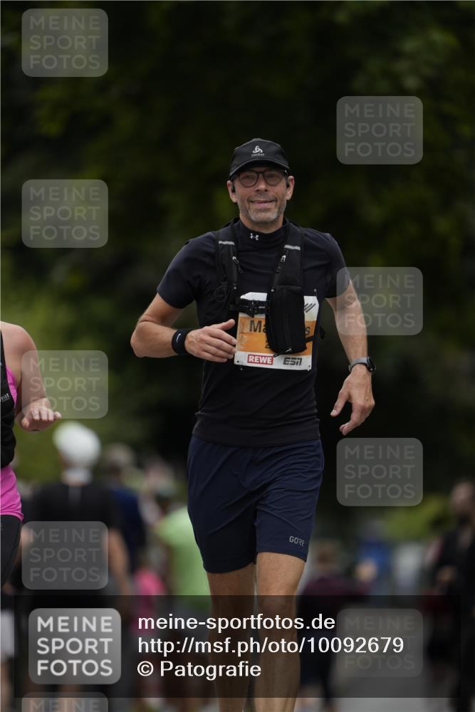 30.08.2026 - Blankeneser Heldenlauf Patografie http://msf.ph/oto/10092679 30.08.2026 12:41:08 Ziel 2259, 2260, 4238, 4336 meine-sportfotos.de