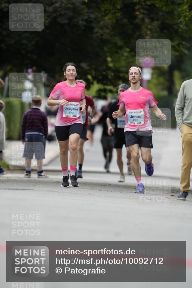 30.08.2026 - Blankeneser Heldenlauf Patografie http://msf.ph/oto/10092712 30.08.2026 12:42:56 Ziel  meine-sportfotos.de