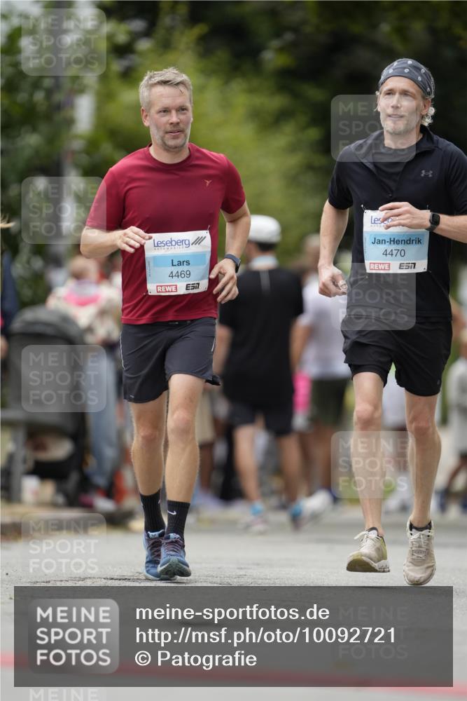 30.08.2026 - Blankeneser Heldenlauf Patografie http://msf.ph/oto/10092721 30.08.2026 12:43:09 Ziel 4307, 4308, 4469, 4470 meine-sportfotos.de