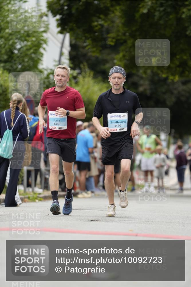 30.08.2026 - Blankeneser Heldenlauf Patografie http://msf.ph/oto/10092723 30.08.2026 12:43:10 Ziel 4307, 4308, 4469, 4470 meine-sportfotos.de