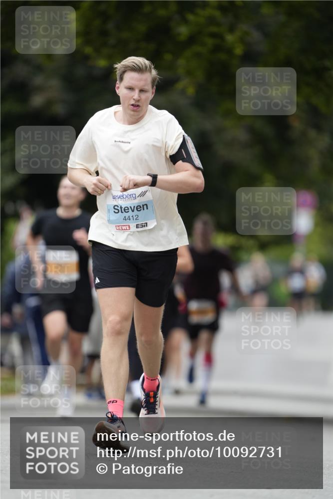 30.08.2026 - Blankeneser Heldenlauf Patografie http://msf.ph/oto/10092731 30.08.2026 12:43:30 Ziel 2622, 4029 meine-sportfotos.de