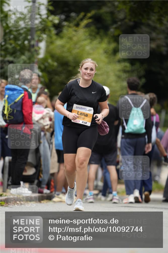 30.08.2026 - Blankeneser Heldenlauf Patografie http://msf.ph/oto/10092744 30.08.2026 12:43:50 Ziel 2500 meine-sportfotos.de