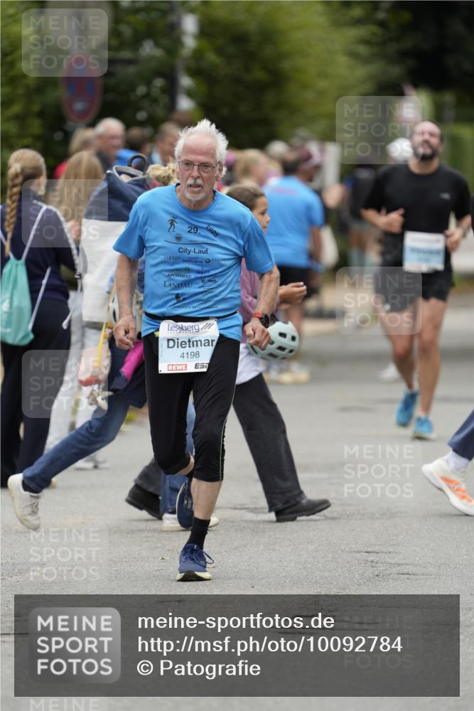 30.08.2026 - Blankeneser Heldenlauf Patografie http://msf.ph/oto/10092784 30.08.2026 12:46:06 Ziel 4136, 4198 meine-sportfotos.de
