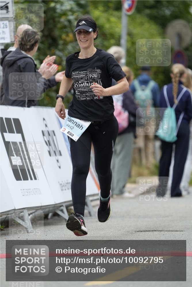 30.08.2026 - Blankeneser Heldenlauf Patografie http://msf.ph/oto/10092795 30.08.2026 12:46:32 Ziel 4442 meine-sportfotos.de