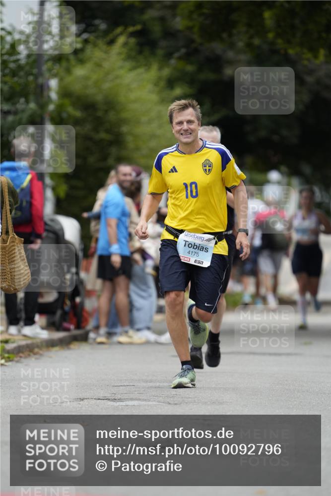 30.08.2026 - Blankeneser Heldenlauf Patografie http://msf.ph/oto/10092796 30.08.2026 12:46:34 Ziel 4175, 4442 meine-sportfotos.de