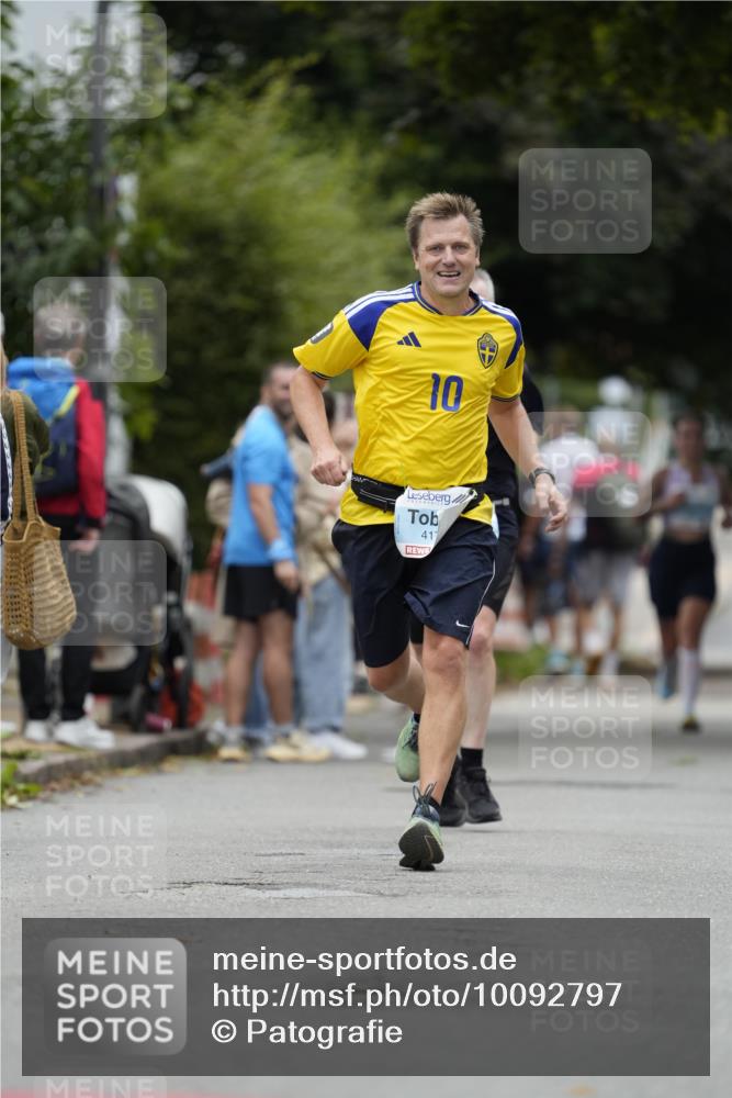 30.08.2026 - Blankeneser Heldenlauf Patografie http://msf.ph/oto/10092797 30.08.2026 12:46:34 Ziel 4175, 4442 meine-sportfotos.de