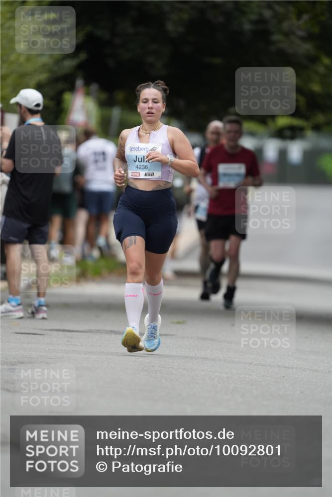30.08.2026 - Blankeneser Heldenlauf Patografie http://msf.ph/oto/10092801 30.08.2026 12:46:41 Ziel 4175, 4315 meine-sportfotos.de