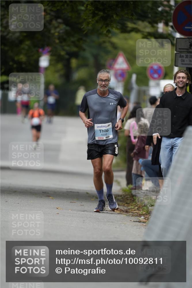 30.08.2026 - Blankeneser Heldenlauf Patografie http://msf.ph/oto/10092811 30.08.2026 12:47:05 Ziel 4384 meine-sportfotos.de