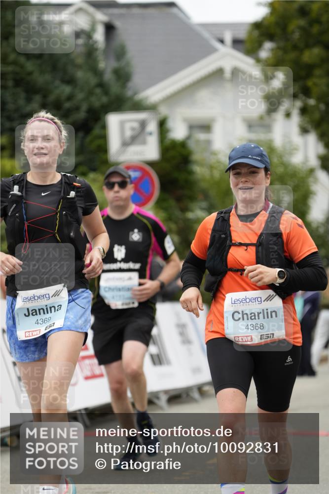 30.08.2026 - Blankeneser Heldenlauf Patografie http://msf.ph/oto/10092831 30.08.2026 12:48:23 Ziel 4005, 4197, 4368, 4369 meine-sportfotos.de