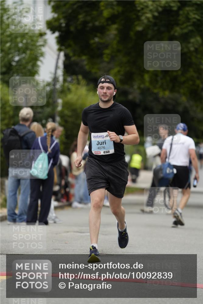 30.08.2026 - Blankeneser Heldenlauf Patografie http://msf.ph/oto/10092839 30.08.2026 12:48:41 Ziel 4076 meine-sportfotos.de