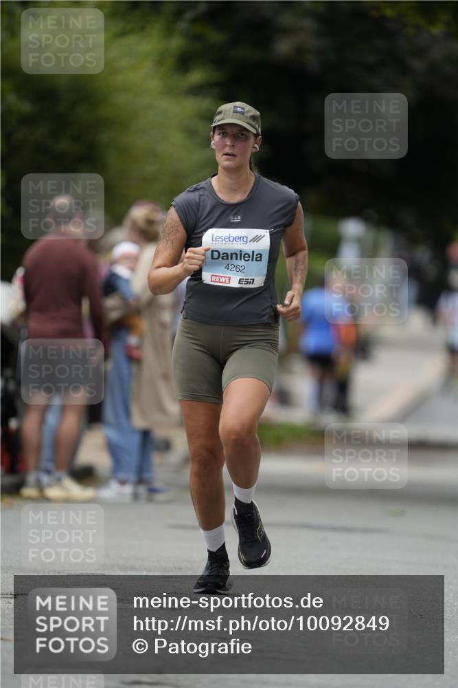 30.08.2026 - Blankeneser Heldenlauf Patografie http://msf.ph/oto/10092849 30.08.2026 12:49:39 Ziel 4262, 4311 meine-sportfotos.de