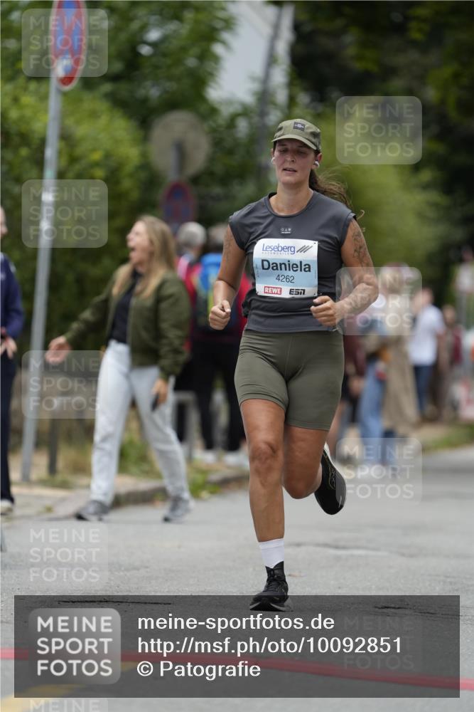30.08.2026 - Blankeneser Heldenlauf Patografie http://msf.ph/oto/10092851 30.08.2026 12:49:41 Ziel 4262 meine-sportfotos.de