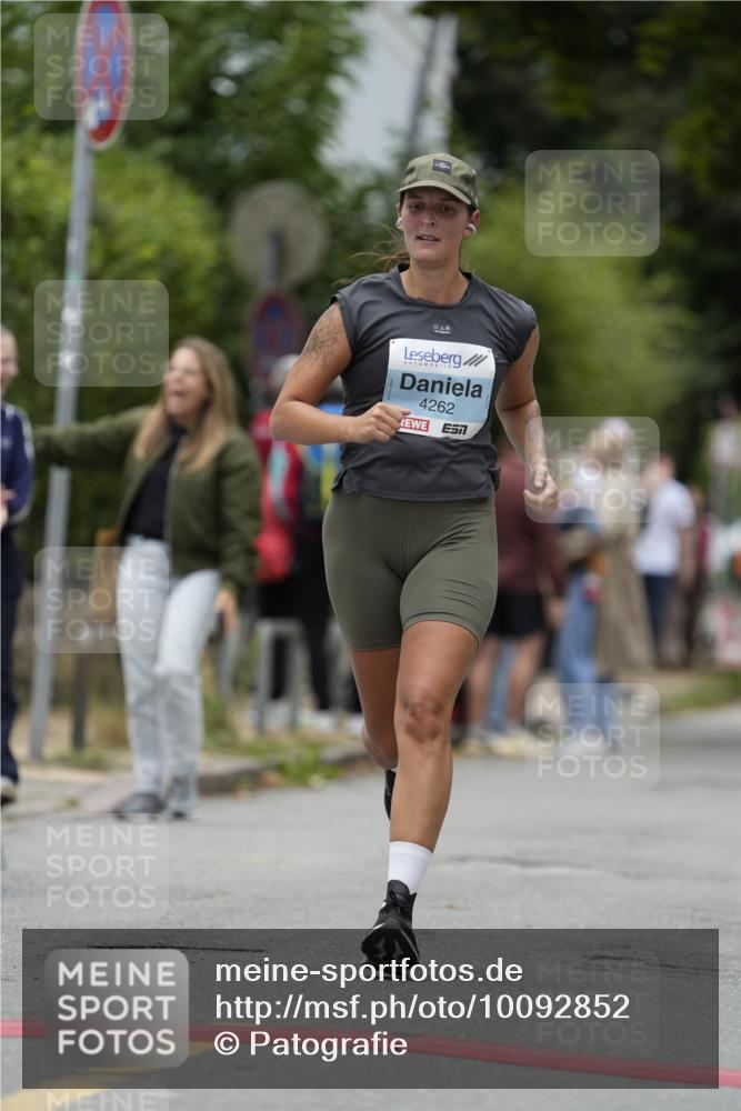 30.08.2026 - Blankeneser Heldenlauf Patografie http://msf.ph/oto/10092852 30.08.2026 12:49:41 Ziel 4262 meine-sportfotos.de