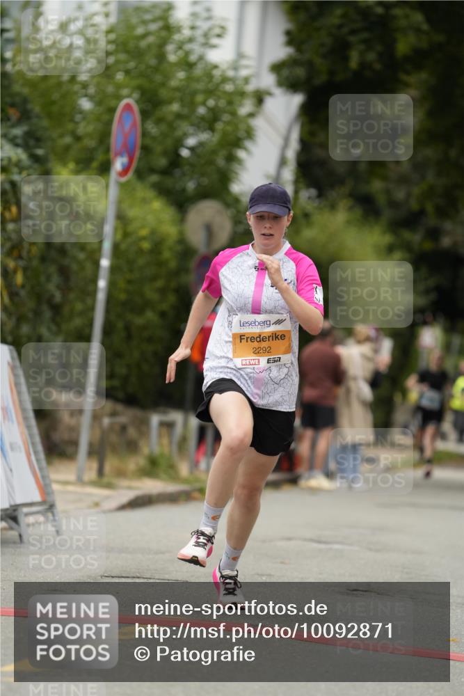 30.08.2026 - Blankeneser Heldenlauf Patografie http://msf.ph/oto/10092871 30.08.2026 12:50:32 Ziel 2292, 4126, 4156 meine-sportfotos.de