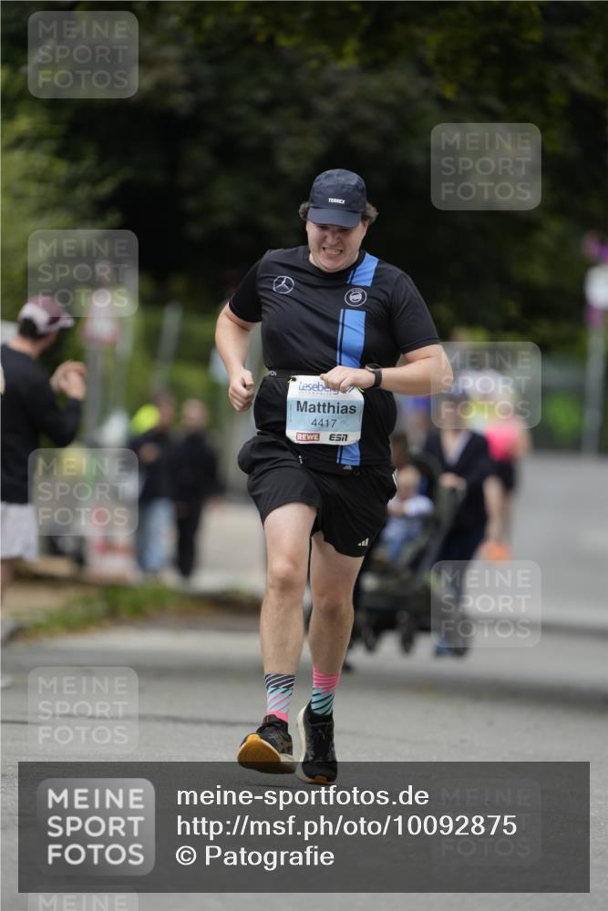 30.08.2026 - Blankeneser Heldenlauf Patografie http://msf.ph/oto/10092875 30.08.2026 12:50:47 Ziel 4002, 4417 meine-sportfotos.de