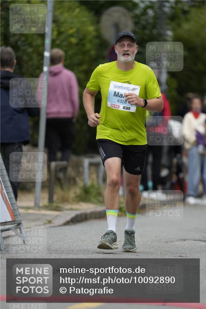 30.08.2026 - Blankeneser Heldenlauf Patografie http://msf.ph/oto/10092890 30.08.2026 12:51:28 Ziel 2530, 4328 meine-sportfotos.de