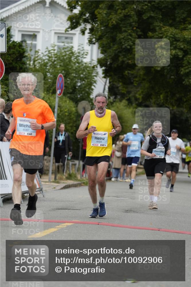 30.08.2026 - Blankeneser Heldenlauf Patografie http://msf.ph/oto/10092906 30.08.2026 12:52:08 Ziel 4087, 4101, 4181, 4228 meine-sportfotos.de