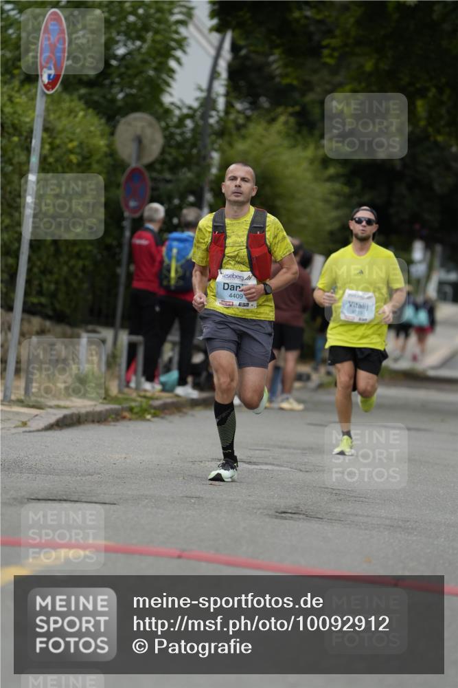 30.08.2026 - Blankeneser Heldenlauf Patografie http://msf.ph/oto/10092912 30.08.2026 12:52:21 Ziel 4326, 4327, 4409 meine-sportfotos.de