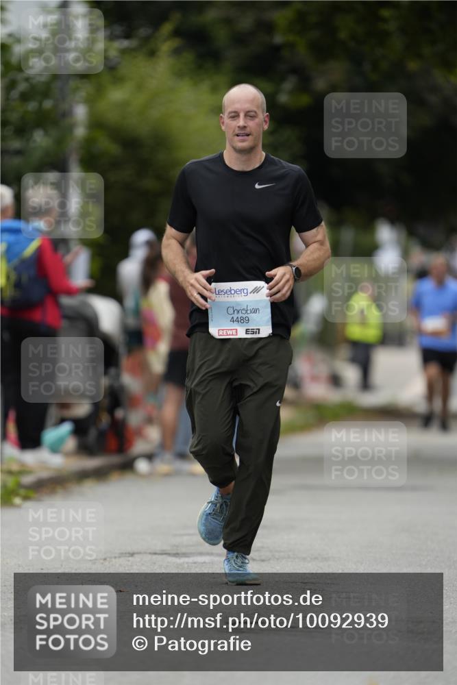 30.08.2026 - Blankeneser Heldenlauf Patografie http://msf.ph/oto/10092939 30.08.2026 12:54:29 Ziel 4489 meine-sportfotos.de