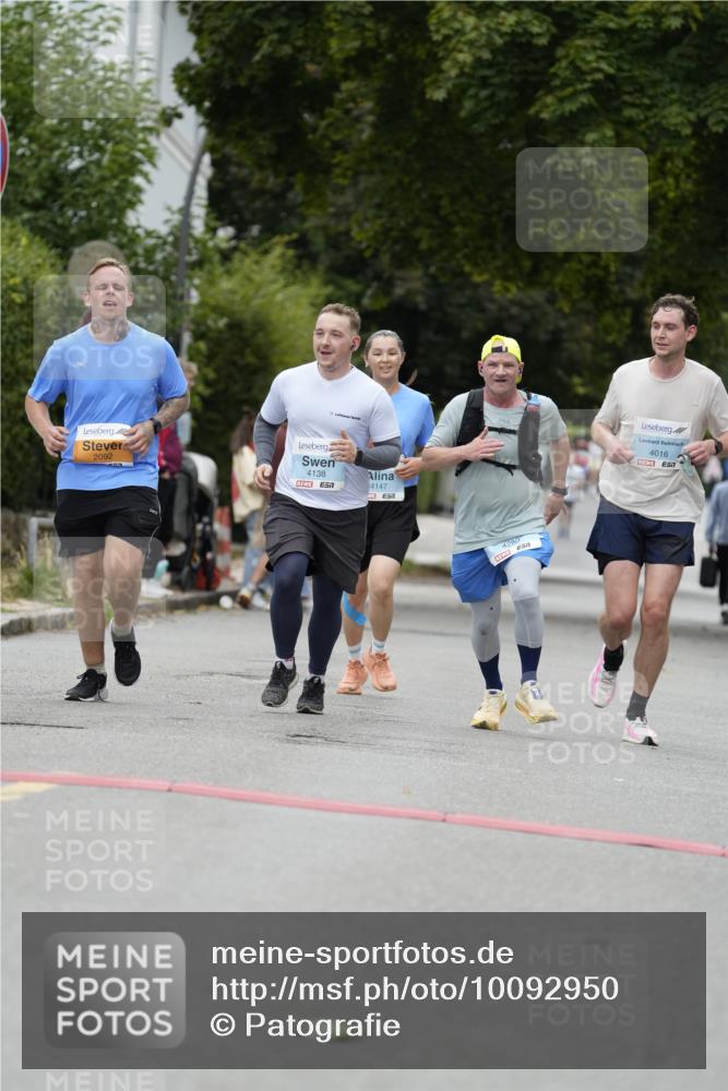 30.08.2026 - Blankeneser Heldenlauf Patografie http://msf.ph/oto/10092950 30.08.2026 12:54:49 Ziel 2092, 4016, 4114, 4138, 4147, 4280 meine-sportfotos.de