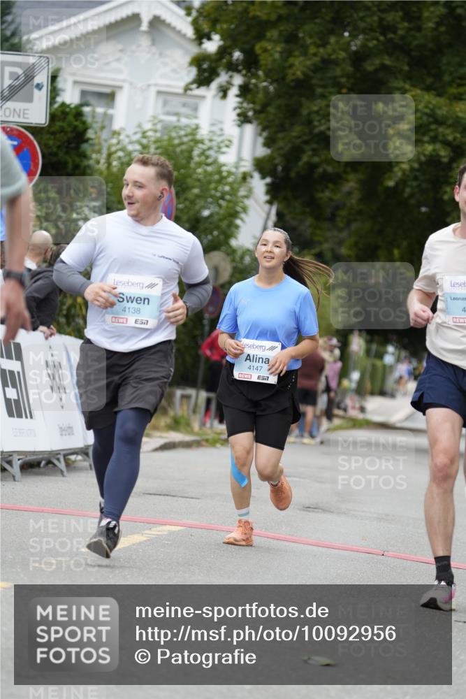 30.08.2026 - Blankeneser Heldenlauf Patografie http://msf.ph/oto/10092956 30.08.2026 12:54:54 Ziel 2092, 4016, 4138, 4147, 4280 meine-sportfotos.de