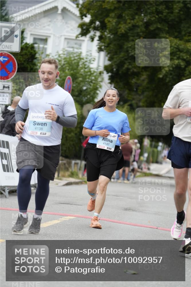 30.08.2026 - Blankeneser Heldenlauf Patografie http://msf.ph/oto/10092957 30.08.2026 12:54:54 Ziel 2092, 4016, 4138, 4147, 4280 meine-sportfotos.de