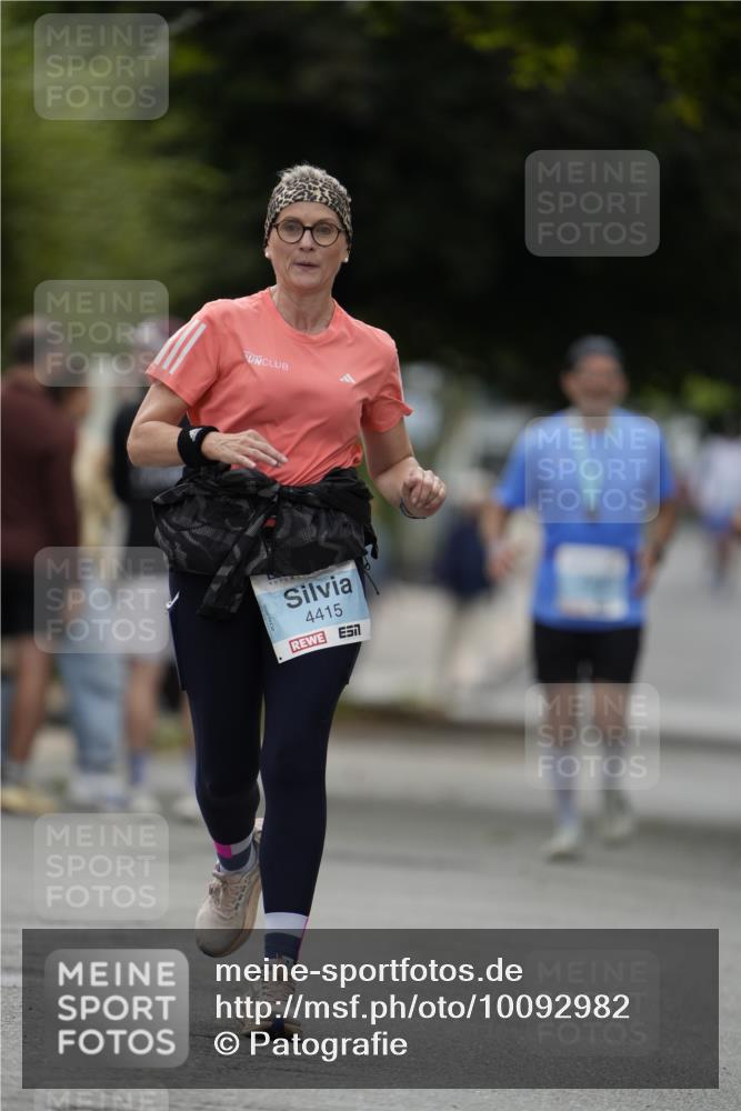 30.08.2026 - Blankeneser Heldenlauf Patografie http://msf.ph/oto/10092982 30.08.2026 12:56:36 Ziel 4415 meine-sportfotos.de