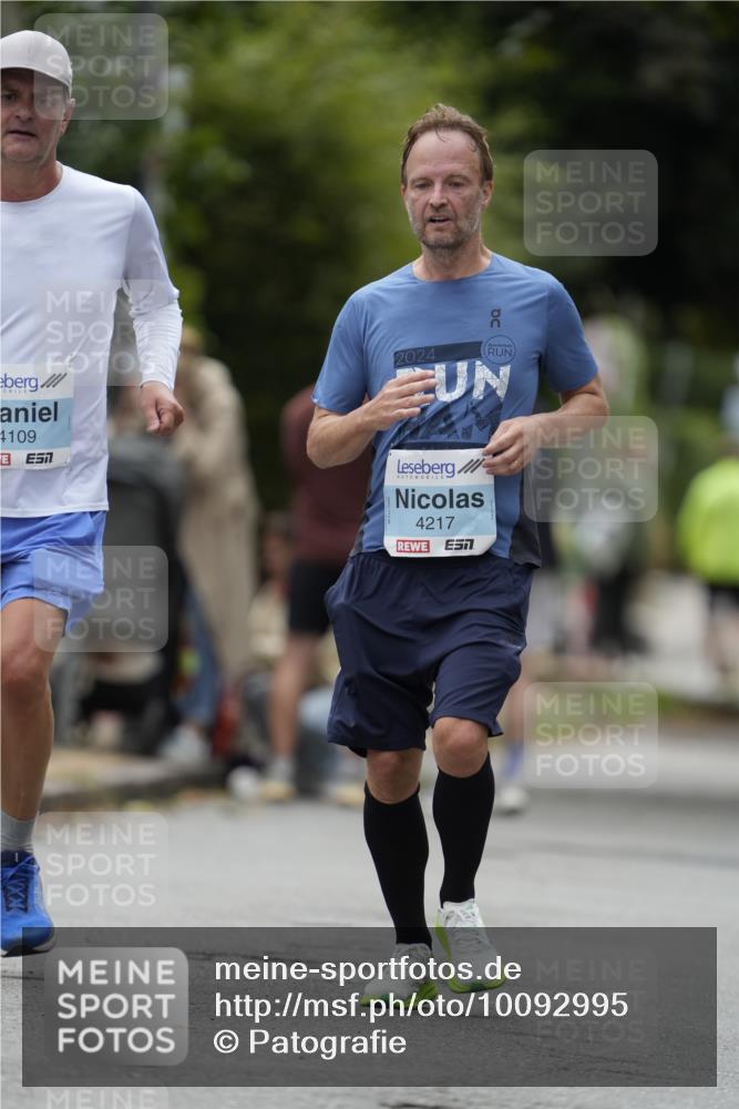30.08.2026 - Blankeneser Heldenlauf Patografie http://msf.ph/oto/10092995 30.08.2026 12:57:20 Ziel 4109, 4217, 4436 meine-sportfotos.de