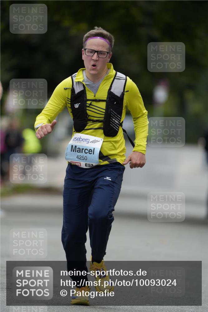30.08.2026 - Blankeneser Heldenlauf Patografie http://msf.ph/oto/10093024 30.08.2026 12:59:18 Ziel 4121, 4250, 4434 meine-sportfotos.de