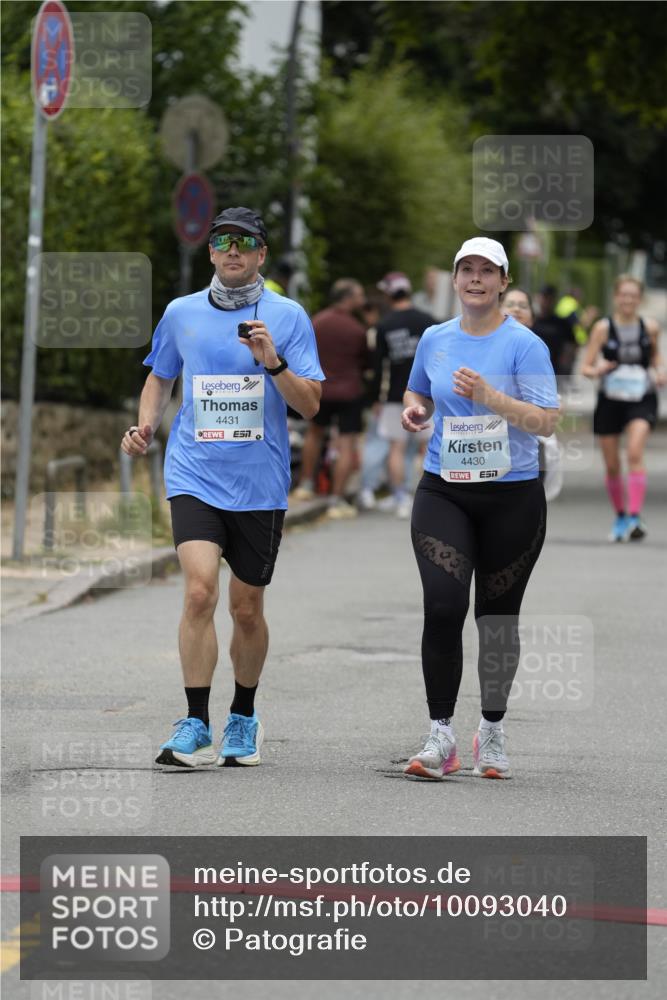 30.08.2026 - Blankeneser Heldenlauf Patografie http://msf.ph/oto/10093040 30.08.2026 13:00:37 Ziel 4430, 4431 meine-sportfotos.de