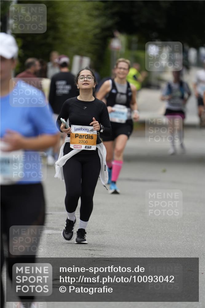 30.08.2026 - Blankeneser Heldenlauf Patografie http://msf.ph/oto/10093042 30.08.2026 13:00:40 Ziel 2200, 4430, 4431 meine-sportfotos.de