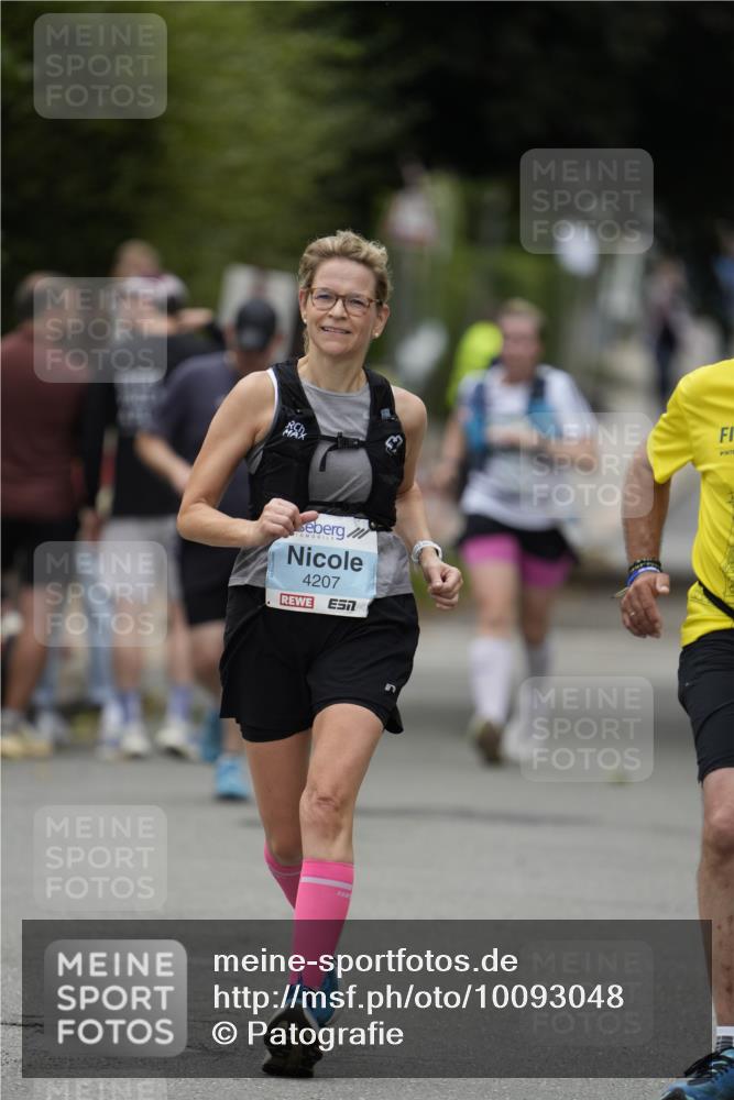30.08.2026 - Blankeneser Heldenlauf Patografie http://msf.ph/oto/10093048 30.08.2026 13:00:44 Ziel 2200, 4207, 4403, 4430, 4431 meine-sportfotos.de