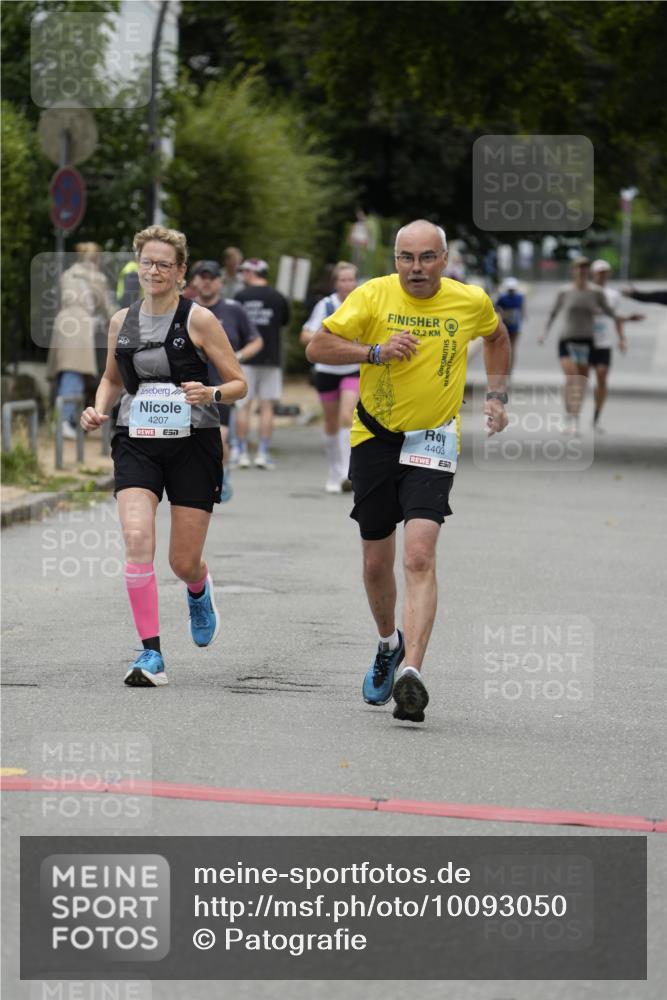 30.08.2026 - Blankeneser Heldenlauf Patografie http://msf.ph/oto/10093050 30.08.2026 13:00:46 Ziel 2200, 4207, 4403, 4430, 4431 meine-sportfotos.de