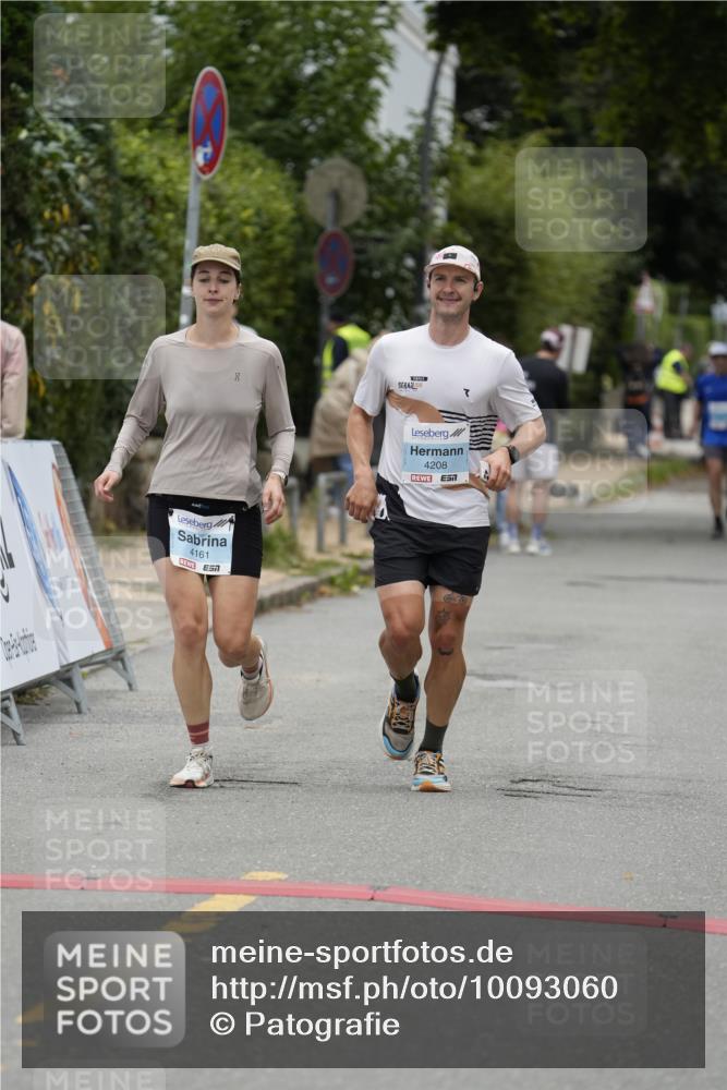 30.08.2026 - Blankeneser Heldenlauf Patografie http://msf.ph/oto/10093060 30.08.2026 13:01:06 Ziel 4024, 4161, 4208 meine-sportfotos.de