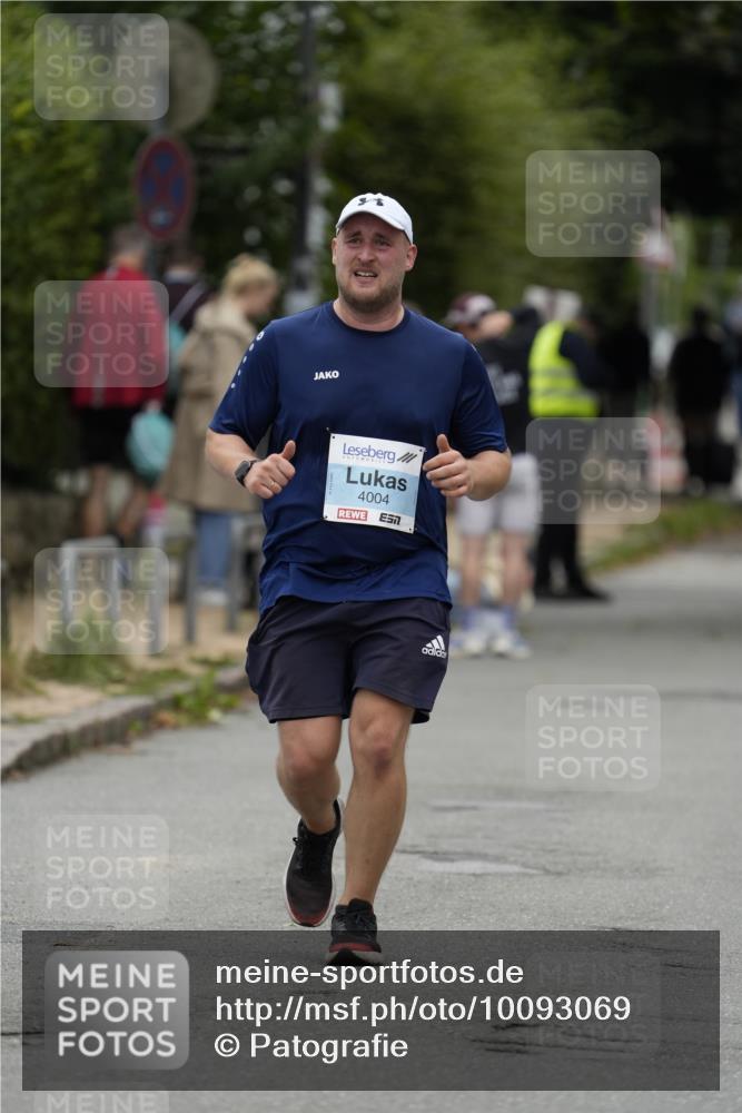 30.08.2026 - Blankeneser Heldenlauf Patografie http://msf.ph/oto/10093069 30.08.2026 13:02:16 Ziel 4004, 4317 meine-sportfotos.de