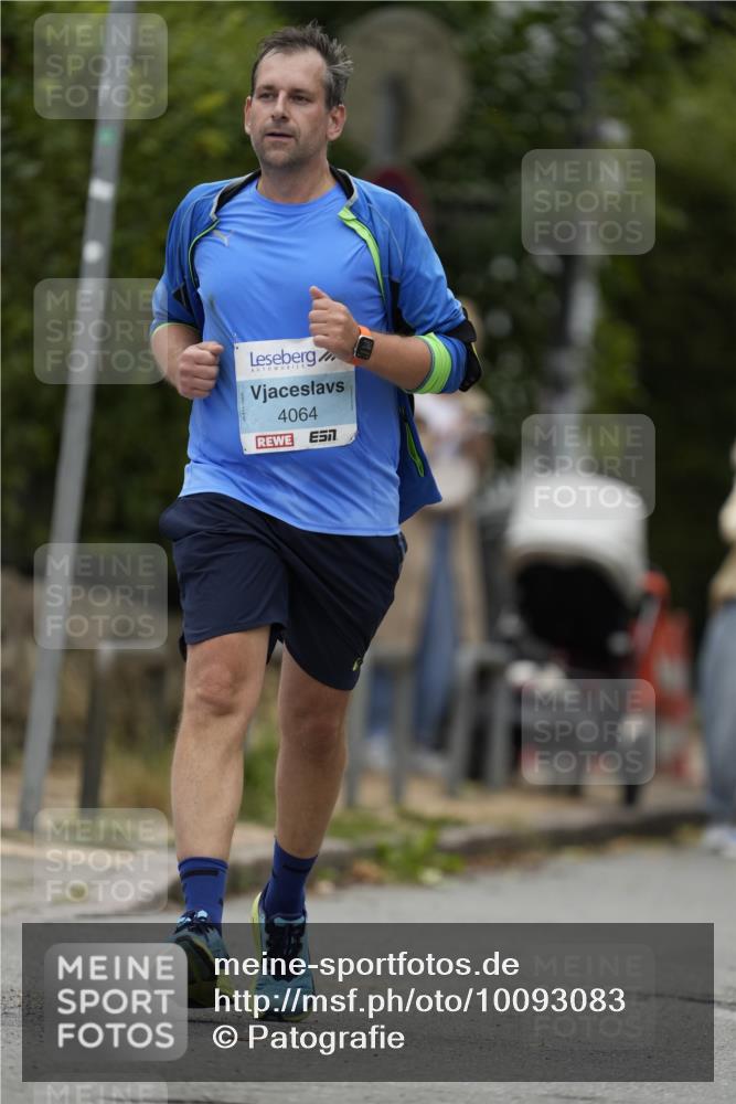 30.08.2026 - Blankeneser Heldenlauf Patografie http://msf.ph/oto/10093083 30.08.2026 13:06:37 Ziel 4064 meine-sportfotos.de