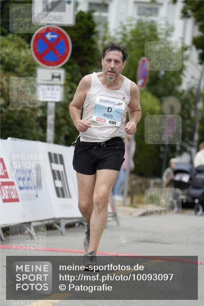 30.08.2026 - Blankeneser Heldenlauf Patografie http://msf.ph/oto/10093097 30.08.2026 13:09:11 Ziel 4025 meine-sportfotos.de