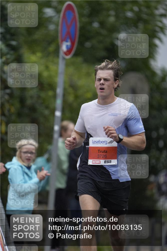 30.08.2026 - Blankeneser Heldenlauf Patografie http://msf.ph/oto/10093135 30.08.2026 09:17:07 Ziel 3726 meine-sportfotos.de