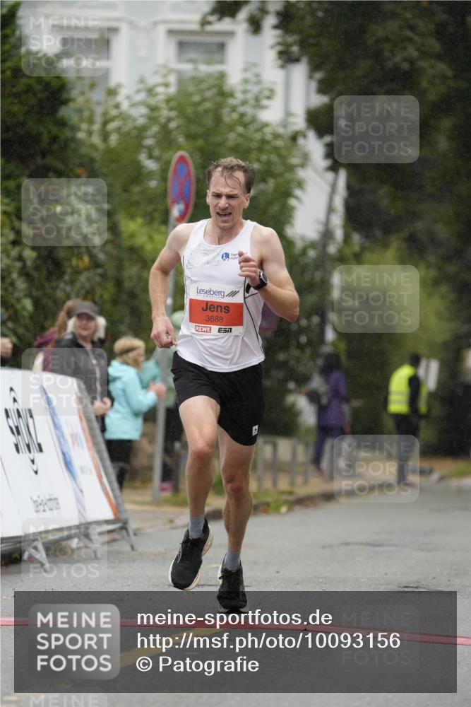 30.08.2026 - Blankeneser Heldenlauf Patografie http://msf.ph/oto/10093156 30.08.2026 09:18:06 Ziel 3688 meine-sportfotos.de