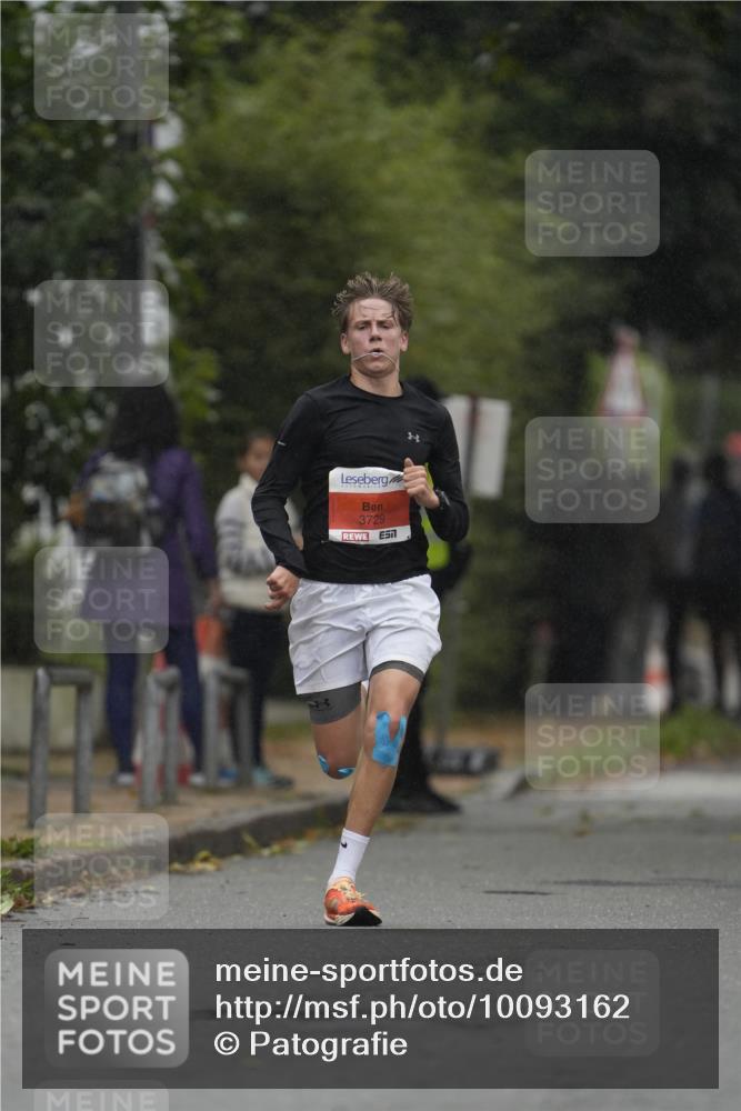 30.08.2026 - Blankeneser Heldenlauf Patografie http://msf.ph/oto/10093162 30.08.2026 09:18:32 Ziel 3729, 3737 meine-sportfotos.de